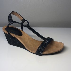 Style&co navy blue embellished evening wedges!